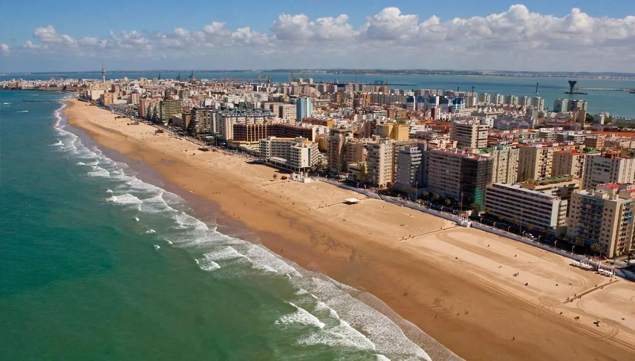 Apartamento Casa Caleta a 2 minutos de la playa Cádiz